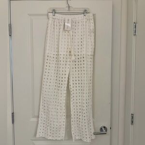 NWT White Eyelet Pants